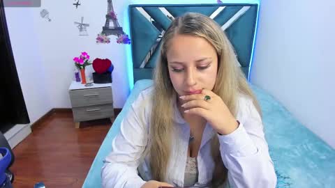Danna martinezz online show from 14, 9, 2025