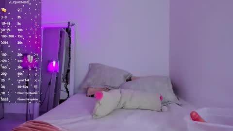 Snapshot of danna_rhodesx chatting on 14, 10, 2025 Danna Rhodes online show from 14, 10, 2025