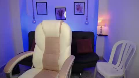 Danna online show from 5, 11, 2025