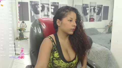 Snapshot of dannacoleman_ chatting on 12, 3, 2025 danna online show from 12, 3, 2025