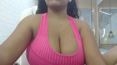 Snapshot of dannacoleman_ chatting on 11, 9, 2025 danna online show from 11, 9, 2025