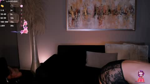 Danna Cruz  online show from 4, 12, 2024