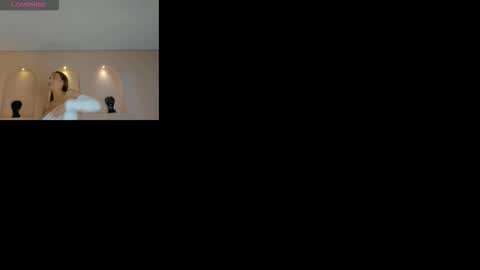 Danna Cruz  online show from 15, 3, 2026