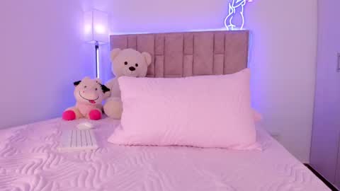 Snapshot of dannate1 chatting on 2, 3, 2025 danna online show from 2, 3, 2025