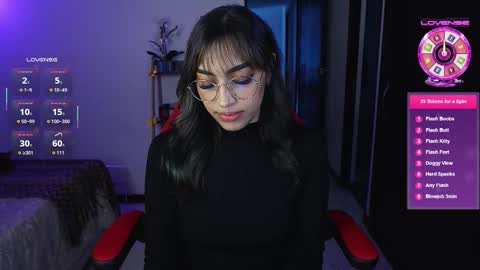 Snapshot of dannielle_ chatting on 9, 10, 2025 online show from 9, 10, 2025