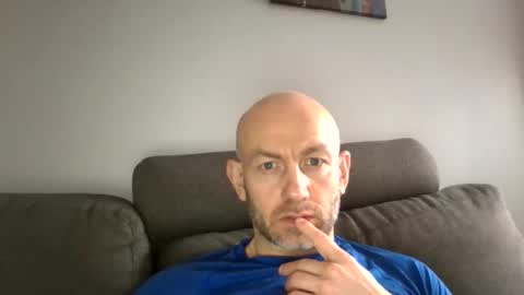 Snapshot of danny81boy chatting on 8, 3, 2026 danny81boy online show from 8, 3, 2026