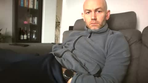 Snapshot of danny81boy chatting on 13, 4, 2026 danny81boy online show from 13, 4, 2026