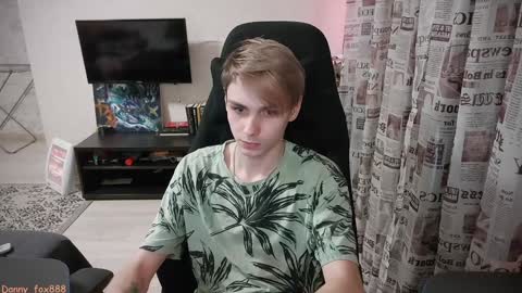 Snapshot of danny_fox888 chatting on 19, 12, 2024 Daniel online show from 19, 12, 2024