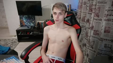 Snapshot of danny_fox888 chatting on 10, 1, 2025 Daniel online show from 10, 1, 2025