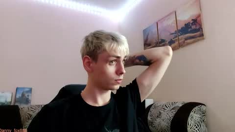 Snapshot of danny_fox888 chatting on 26, 10, 2025 Daniel online show from 26, 10, 2025