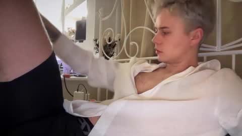 Snapshot of danny_love01 chatting on 26, 10, 2025 danny online show from 26, 10, 2025