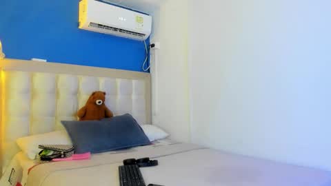 Snapshot of danny_winslow chatting on 11, 11, 2025 Danny online show from 11, 11, 2025