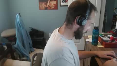 Snapshot of dannyboyx69 chatting on 17, 11, 2025 dannyboyx69 online show from 17, 11, 2025