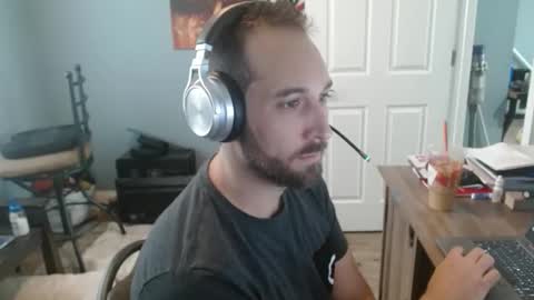 Snapshot of dannyboyx69 chatting on 19, 11, 2025 dannyboyx69 online show from 19, 11, 2025