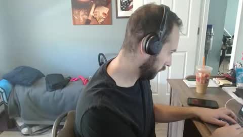 Snapshot of dannyboyx69 chatting on 18, 12, 2025 dannyboyx69 online show from 18, 12, 2025