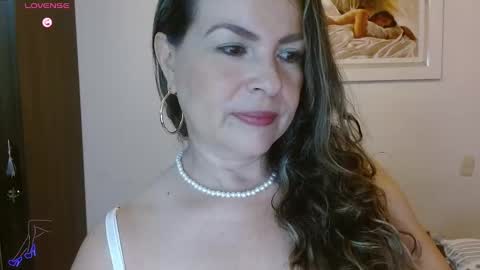 Snapshot of dannyxxxmom chatting on 18, 11, 2025 Danny online show from 18, 11, 2025