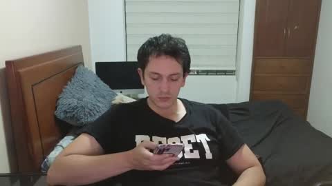 Snapshot of danruiz33 chatting on 6, 11, 2025 Dan online show from 6, 11, 2025