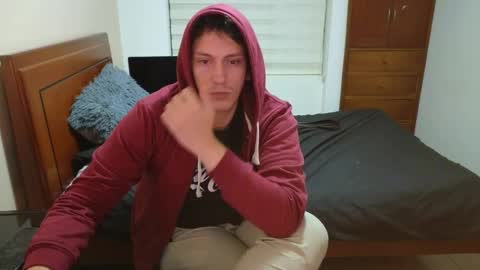 Snapshot of danruiz33 chatting on 7, 11, 2025 Dan online show from 7, 11, 2025