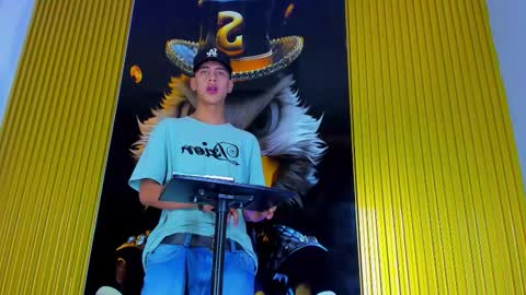 Snapshot of dante_brown1 chatting on 14, 11, 2025 dante_brown1 online show from 14, 11, 2025