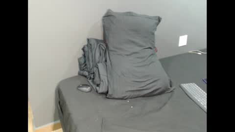 Snapshot of dantebrown1 chatting on 27, 2, 2026 dantebrown1 online show from 27, 2, 2026