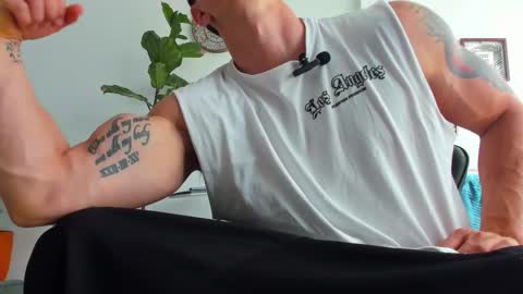 Snapshot of dantecummingss chatting on 14, 12, 2025 Dante online show from 14, 12, 2025