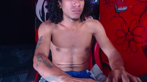 Snapshot of dantehellsingx chatting on 5, 11, 2025 dantehellsingx online show from 5, 11, 2025