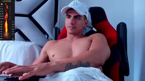 Snapshot of danterouxx chatting on 12, 3, 2025 Dante online show from 12, 3, 2025