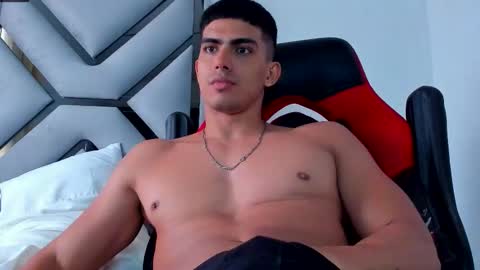 Snapshot of danterouxx chatting on 1, 10, 2025 Dante online show from 1, 10, 2025