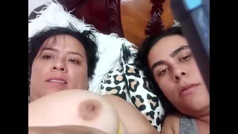 Dany And Alexa online show from 1, 1, 2025