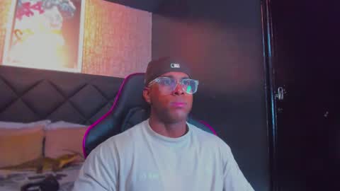 Snapshot of dany_dryy chatting on 1, 12, 2025 Dany online show from 1, 12, 2025