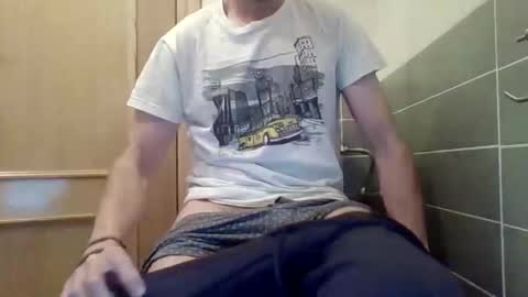 Snapshot of danydotado chatting on 10, 10, 2025 danydotado online show from 10, 10, 2025