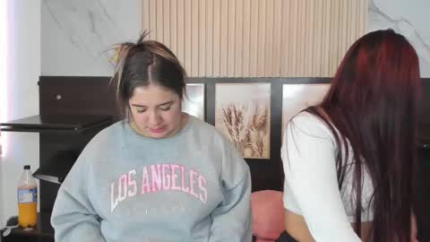 daphne__glow online show from 26, 9, 2025