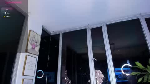 Snapshot of daphne_chers chatting on 1, 3, 2025 daphne_chers online show from 1, 3, 2025