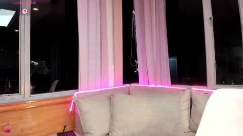 Snapshot of daphne_chers chatting on 10, 11, 2025 daphne_chers online show from 10, 11, 2025