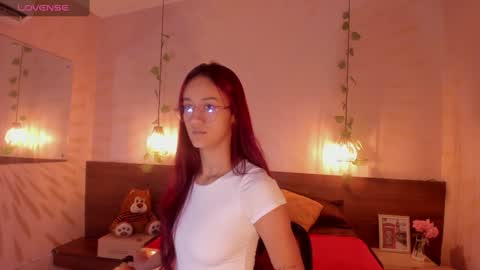 Daphne online show from 4, 1, 2025