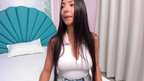 Daphne  online show from 1, 3, 2025