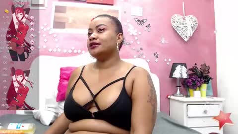 daphneeglow online show from 2, 3, 2025