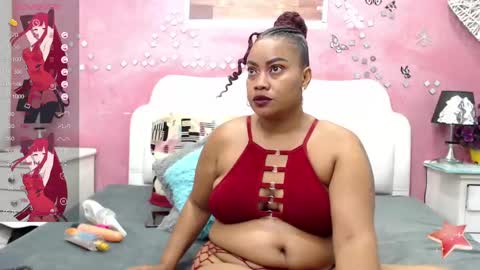 daphneeglow online show from 10, 3, 2025