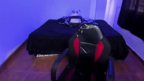 Snapshot of daphnepurple chatting on 14, 12, 2024 DAPHNE online show from 14, 12, 2024