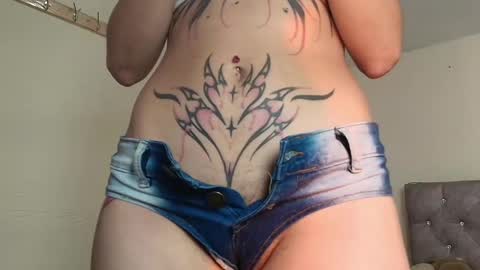 Snapshot of daphnepurple chatting on 20, 1, 2025 DAPHNE online show from 20, 1, 2025