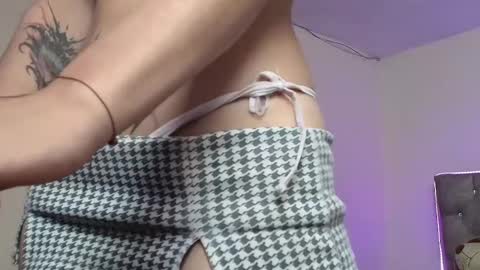 Snapshot of daphnepurple chatting on 24, 1, 2025 DAPHNE online show from 24, 1, 2025