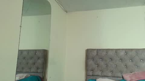 Snapshot of daphnepurple chatting on 8, 3, 2025 DAPHNE online show from 8, 3, 2025