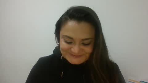 dapnne online show from 31, 10, 2025