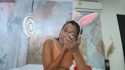 darcymoore_ online show from 30, 9, 2025