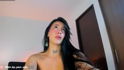 Snapshot of dariana__mendozaa chatting on 28, 12, 2024    online show from 28, 12, 2024