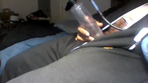 Snapshot of darichrichardson chatting on 3, 2, 2025 Betty and Robert Play time online show from 3, 2, 2025