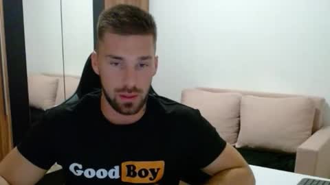 darius_94 online show from 12, 11, 2025