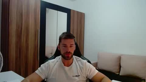 darius_94 online show from 13, 1, 2026