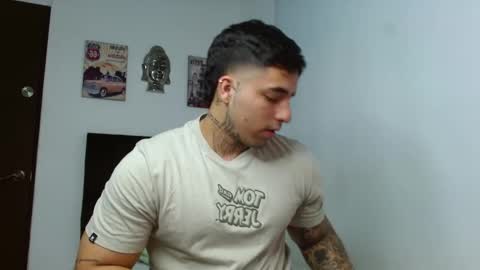 Darius Phoenix  online show from 26, 10, 2025