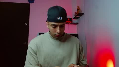 Darius Phoenix  online show from 23, 11, 2025